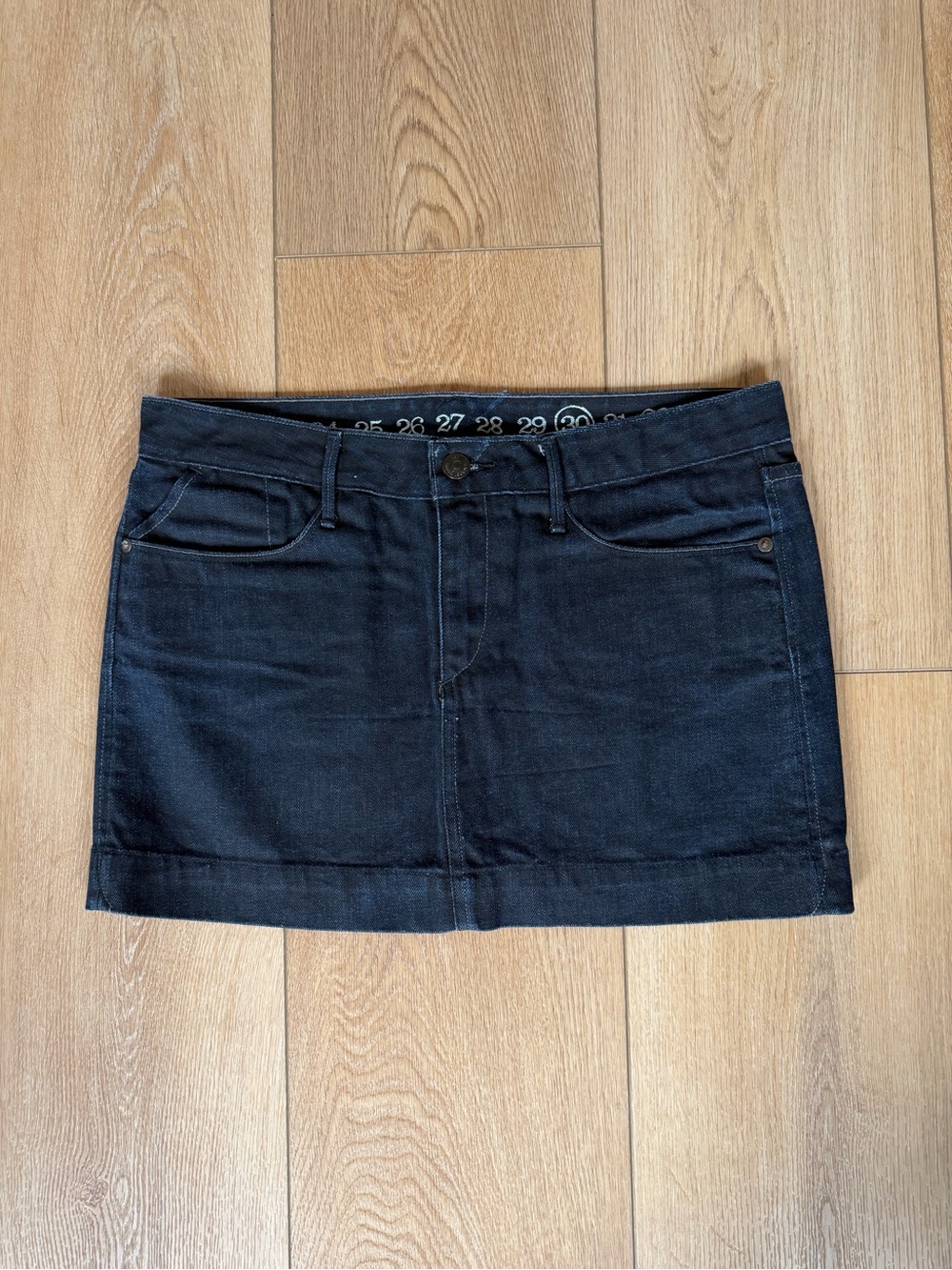 Earnest Sewn Dark Wash Denim Mini Skirt Low Rise Y2K Waist Size 30”